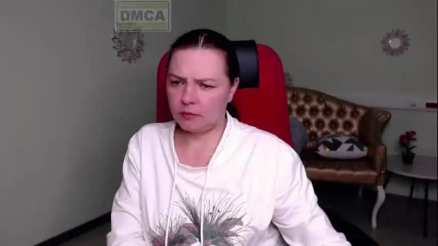 Image 12 of lily_flower7_ Stream on Chaturbate on 1 month ago
