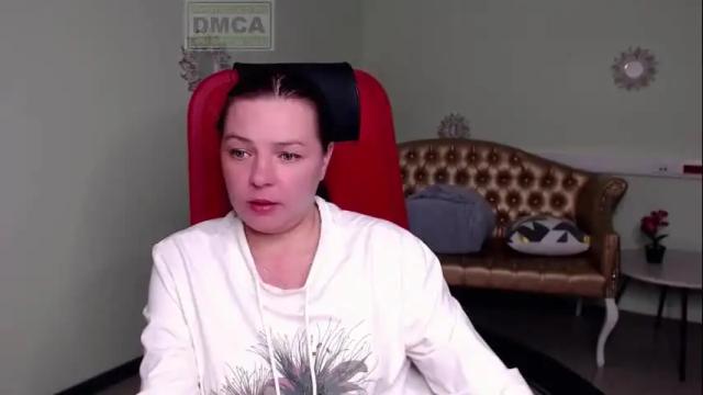 Image 8 of lily_flower7_ Stream on Chaturbate on 1 month ago