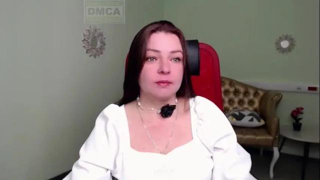 Image 4 of lily_flower7_ Stream on Chaturbate on 1 month ago