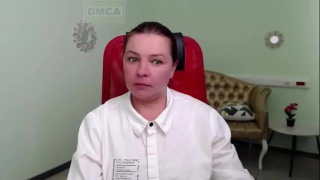 Image 2 of lily_flower7_ Stream on Chaturbate on 24 days ago