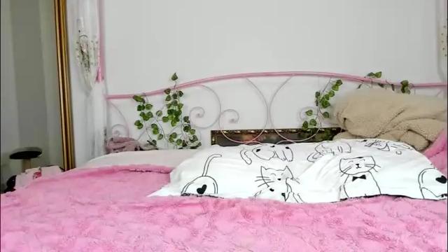 Image 4 of lily_holy Stream on Chaturbate on 1 month ago