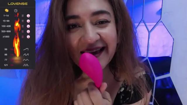 Image 3 of lily_ponce Stream on Chaturbate on 15 months ago