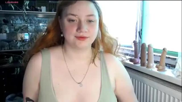 Image 2 of lily_shamy Stream on Chaturbate on 4 months ago