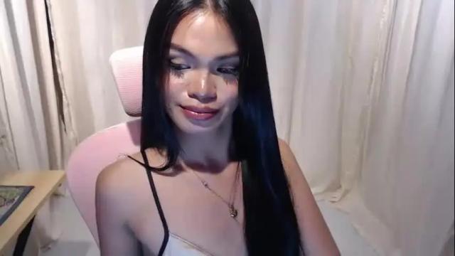Image 11 of lily_summer23 Stream on Chaturbate on 17 days ago