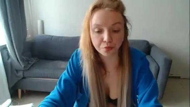 Image 7 of lily_sunx Stream on Chaturbate on 9 months ago