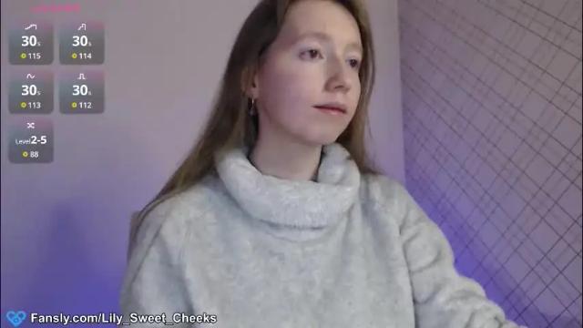Image 3 of lily_sweet_cheeks Stream on Chaturbate on 2 months ago