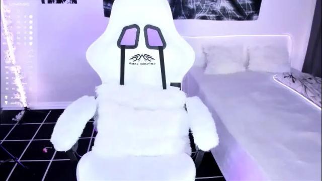 Image 6 of lily_weep Stream on Chaturbate on 1 month ago