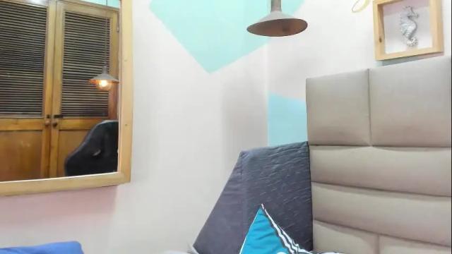 Image 8 of lilybaudyn_ Stream on Chaturbate on 8 days ago