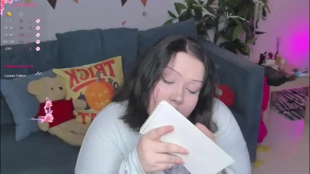 Thumbnail 2, lilybelll's Stream at Chaturbate, 27 days ago
