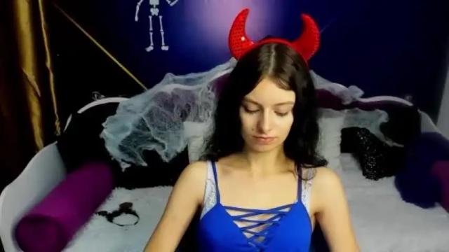 Image 6 of lilycandyc Stream on Chaturbate on 27 months ago