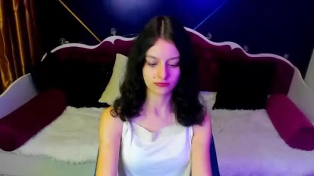 Image 2 of lilycandyc Stream on Chaturbate on 26 months ago