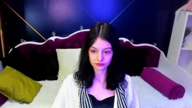 Image 2 of lilycandyc Stream on Chaturbate on 18 months ago