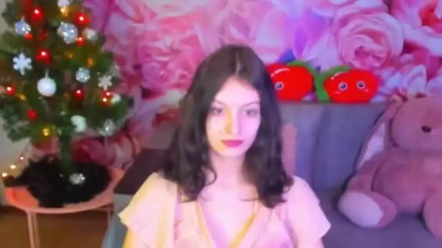 Image 4 of lilycandyc Stream on Chaturbate on 25 months ago