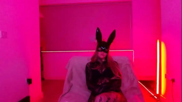 Image 12 of lilydunn Stream on Chaturbate on 2 months ago