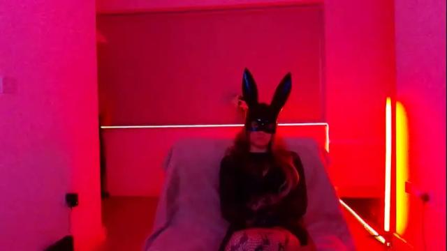 Image 4 of lilydunn Stream on Chaturbate on 2 months ago