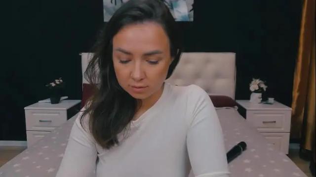 Image 12 of lilylegran Stream on Chaturbate on 21 months ago