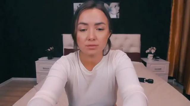 Image 11 of lilylegran Stream on Chaturbate on 20 months ago