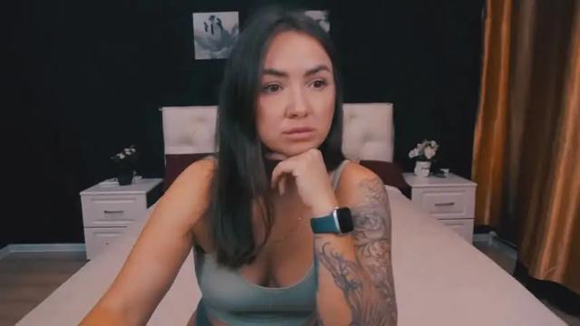 Image 12 of lilylegran Stream on Chaturbate on 20 months ago