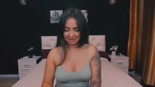 Image 2 of lilylegran Stream on Chaturbate on 20 months ago