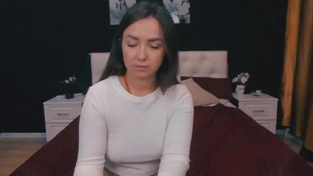 Image 12 of lilylegran Stream on Chaturbate on 22 months ago