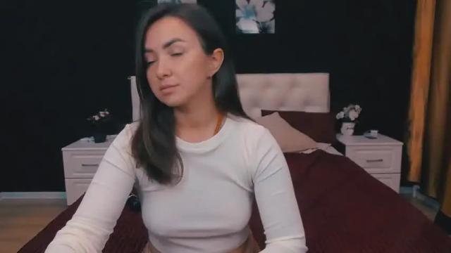 Image 7 of lilylegran Stream on Chaturbate on 22 months ago