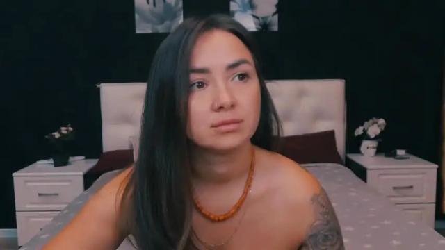 Image 3 of lilylegran Stream on Chaturbate on 20 months ago