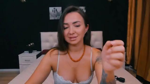 Image 12 of lilylegran Stream on Chaturbate on 20 months ago