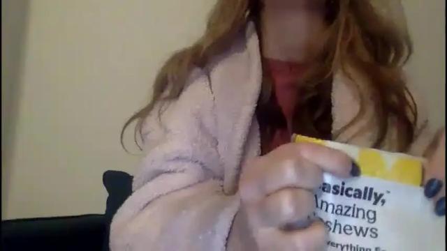 Image 7 of lilymae98 Stream on Chaturbate on 19 months ago