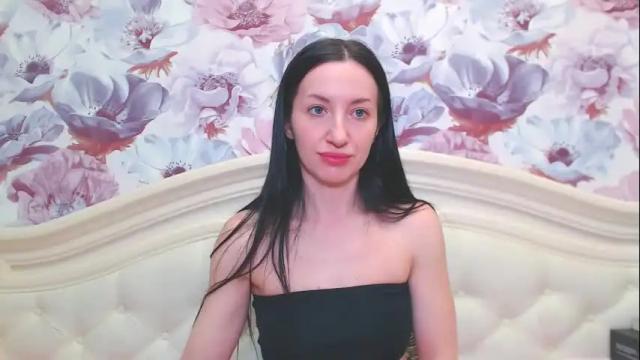 Image 2 of lilymellow Stream on Chaturbate on 1 month ago