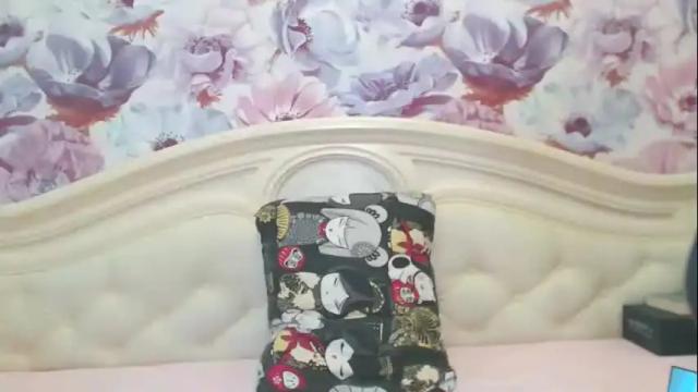 Image 6 of lilymellow Stream on Chaturbate on 1 month ago