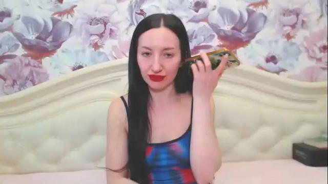 Image 8 of lilymellow Stream on Chaturbate on 1 month ago