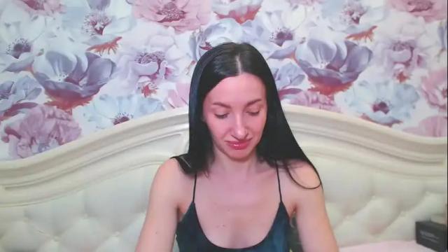 Image 10 of lilymellow Stream on Chaturbate on 21 days ago