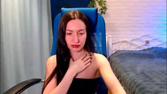 Image 11 of lilymellow Stream on Chaturbate on 3 months ago