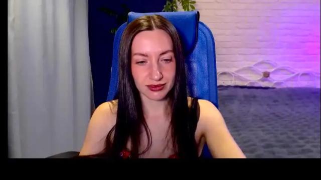 Image 11 of lilymellow Stream on Chaturbate on 2 months ago