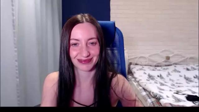 Image 10 of lilymellow Stream on Chaturbate on 1 month ago