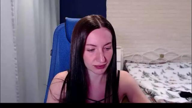 Image 7 of lilymellow Stream on Chaturbate on 1 month ago