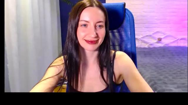 Image 7 of lilymellow Stream on Chaturbate on 1 month ago