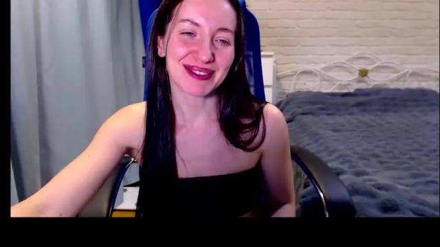Image 12 of lilymellow Stream on Chaturbate on 1 month ago