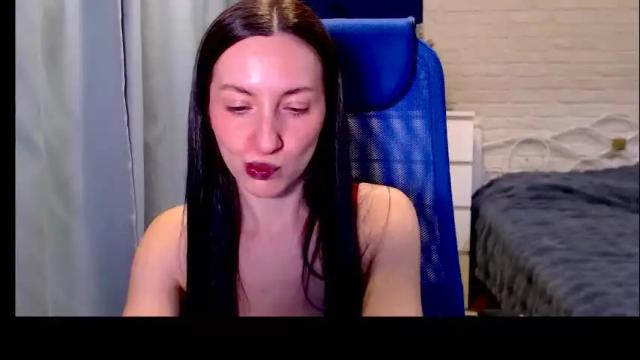 Image 8 of lilymellow Stream on Chaturbate on 1 month ago