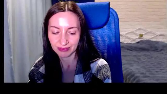 Image 6 of lilymellow Stream on Chaturbate on 1 month ago