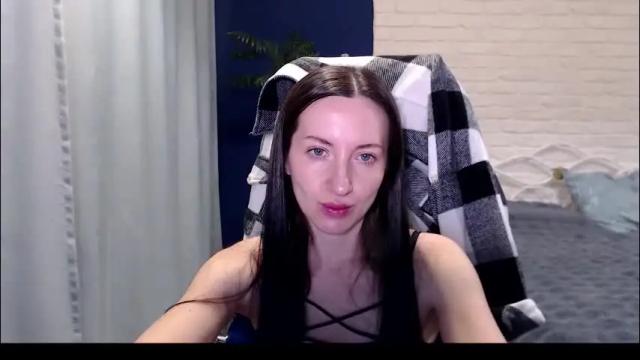 Image 7 of lilymellow Stream on Chaturbate on 28 days ago