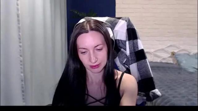 Image 8 of lilymellow Stream on Chaturbate on 28 days ago
