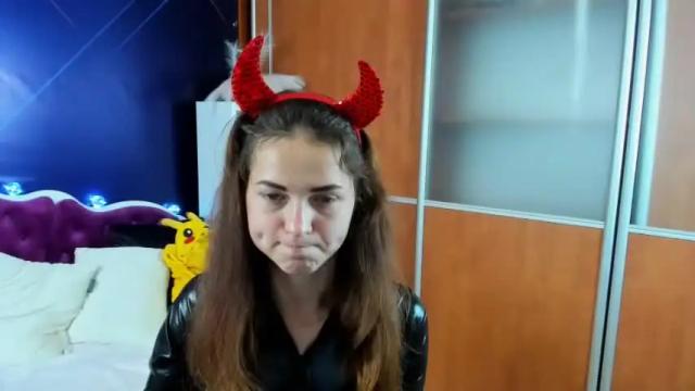 Image 4 of lilymimim Stream on Chaturbate on 21 months ago