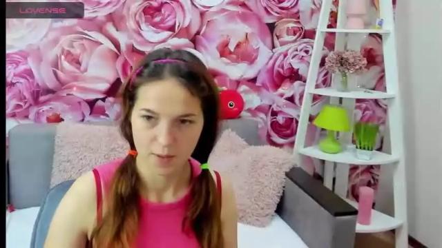 Image 4 of lilymimim Stream on Chaturbate on 20 months ago