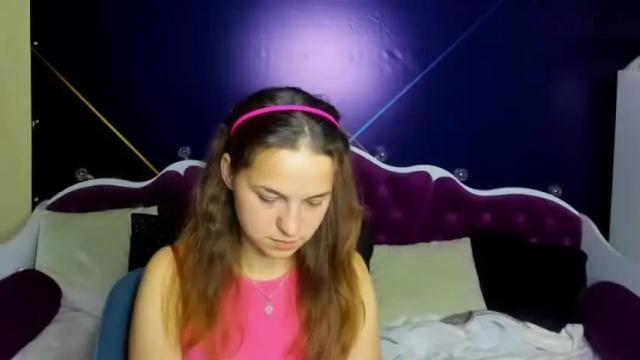 Image 3 of lilymimim Stream on Chaturbate on 20 months ago