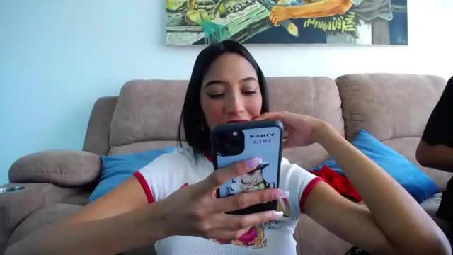 Image 7 of lilymommy Stream on Chaturbate on 14 months ago