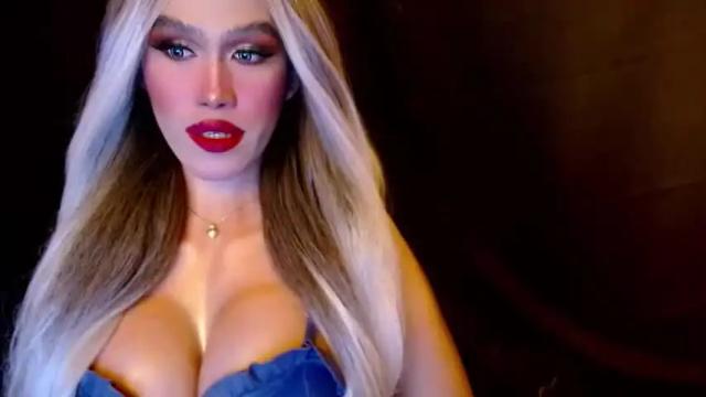 Image 2 of lilymonstercock Stream on Chaturbate on 13 months ago