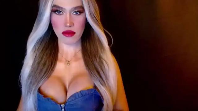 Image 12 of lilymonstercock Stream on Chaturbate on 12 months ago