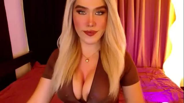 Image 2 of lilymonstercock Stream on Chaturbate on 1 month ago