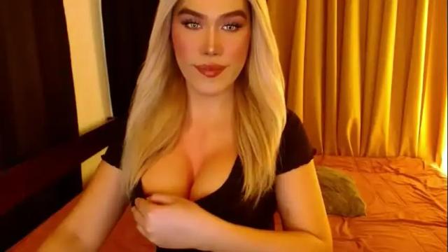 Image 12 of lilymonstercock Stream on Chaturbate on 1 month ago